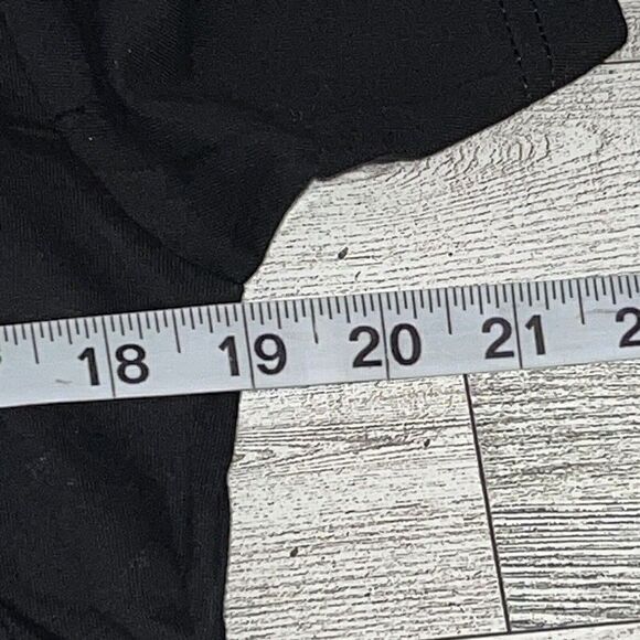 Next Level Apparel T Shirt Wmns M Graphic Christmas Junkie Santa Leopard Festive - Picture 6 of 6